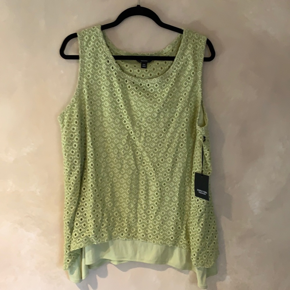 NWT Simply Vera Vera Wang Geo Texture Layered Tank
